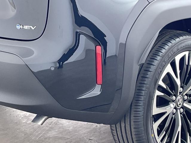 ヤリスクロス ハイブリッドZ ・登録済未使用車・プリクラッシュセーフティ・レーンディバチャーアラート・先行車発進告知・誤発進抑制機能・純正ディスプレイオーディオ・全方位カメラ・HDMI・前席シートヒーター・パワーシート・ETC(44枚目)