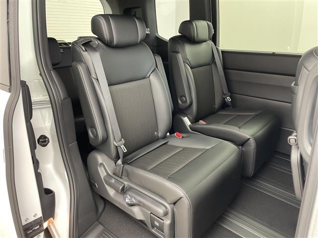 ������тm���C�P���̃K���o�[�����炱���ł��鍂������I���Q�O�Q�O�N�P���@�i���j���{�\����������������ׁi�������ÎԔ���s��̑�蔃����Ǝ҂�ΏۂƂ����u���Î����Ԕ���䐔�m���D�P�����v���j