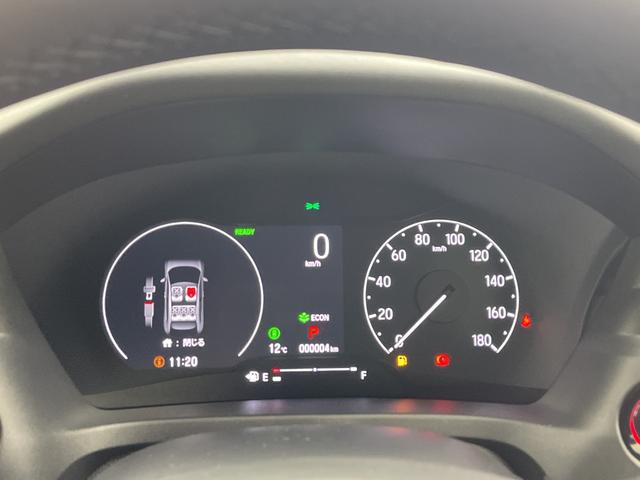 ヴェゼル ｅ：ＨＥＶ　Ｚ　・登録済未使用車・ホンダセンシング・衝突軽減ブレーキ・路外逸脱抑制機能・ＢＳＭ・アダプティブクルーズコントロール・踏み間違い防止・後退出庫サポート・純正ナビ・ＵＳＢ・置くだけ充電・ＥＴＣ・バックカメラ（21枚目）