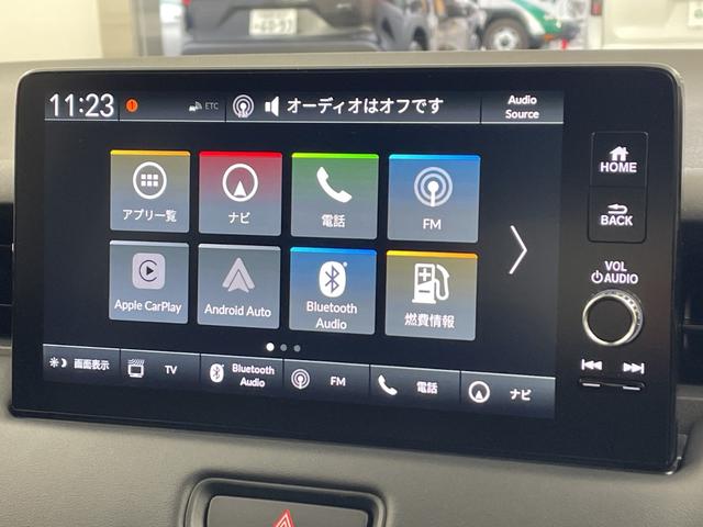 ヴェゼル ｅ：ＨＥＶ　Ｚ　・登録済未使用車・ホンダセンシング・衝突軽減ブレーキ・路外逸脱抑制機能・ＢＳＭ・アダプティブクルーズコントロール・踏み間違い防止・後退出庫サポート・純正ナビ・ＵＳＢ・置くだけ充電・ＥＴＣ・バックカメラ（25枚目）