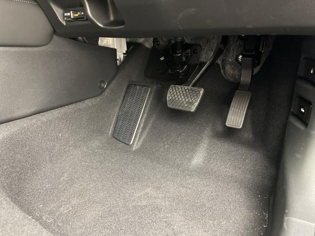 ヴェゼル ｅ：ＨＥＶ　Ｚ　・登録済未使用車・ホンダセンシング・衝突軽減ブレーキ・路外逸脱抑制機能・ＢＳＭ・アダプティブクルーズコントロール・踏み間違い防止・後退出庫サポート・純正ナビ・ＵＳＢ・置くだけ充電・ＥＴＣ・バックカメラ（76枚目）