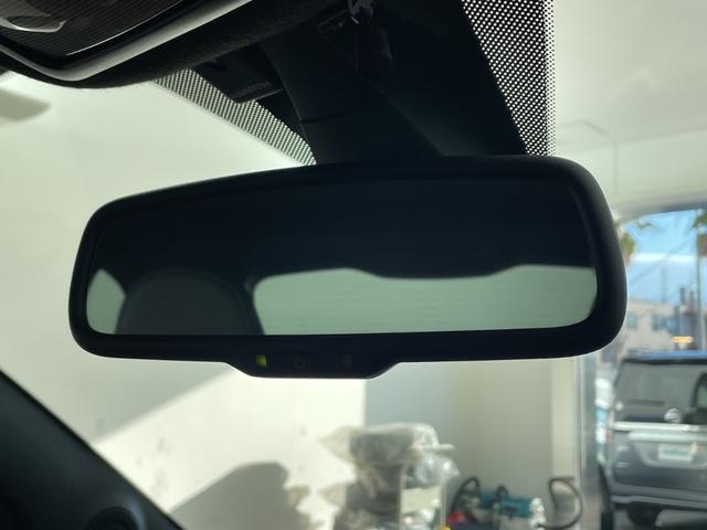 �w�R���t�H�[�g�K�[�h�x�̓t�@�u���b�N�E�R���r�E���U�[�̂R�p�b�P�[�W�����p�ӁB�V�[�g��V����A�t���A�}�b�g�����G�}�ŃR�[�e�B���O���h���E�������ʂ����҂ł��A���N����A���Ԃɂ������߂ł��鏤�i�ł��B