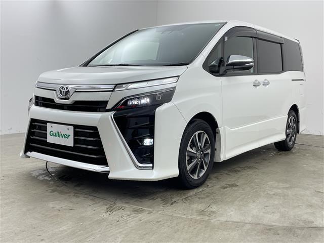 ヴォクシー ＺＳ　煌ＩＩＩ　アルパイン製１１インチナビ　バックカメラ　トヨタセーフティセンス　クルーズコントロール　前後クリアランスソナー　アルパイン製フリップダウンモニター　前方ドラレコ　両側パワスラ　ＬＥＤヘッドライト（2枚目）