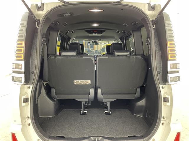 ヴォクシー ＺＳ　煌ＩＩＩ　アルパイン製１１インチナビ　バックカメラ　トヨタセーフティセンス　クルーズコントロール　前後クリアランスソナー　アルパイン製フリップダウンモニター　前方ドラレコ　両側パワスラ　ＬＥＤヘッドライト（18枚目）