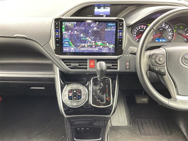 ヴォクシー ＺＳ　煌ＩＩＩ　アルパイン製１１インチナビ　バックカメラ　トヨタセーフティセンス　クルーズコントロール　前後クリアランスソナー　アルパイン製フリップダウンモニター　前方ドラレコ　両側パワスラ　ＬＥＤヘッドライト（25枚目）