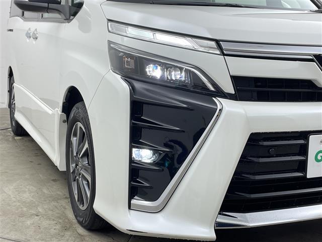 ヴォクシー ＺＳ　煌ＩＩＩ　アルパイン製１１インチナビ　バックカメラ　トヨタセーフティセンス　クルーズコントロール　前後クリアランスソナー　アルパイン製フリップダウンモニター　前方ドラレコ　両側パワスラ　ＬＥＤヘッドライト（38枚目）