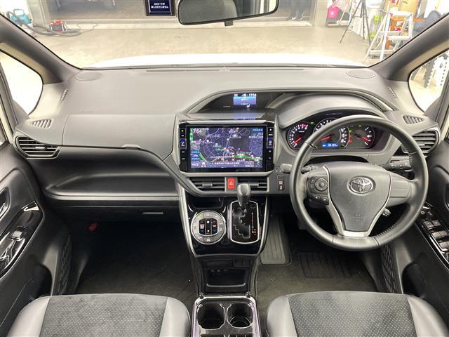 ヴォクシー ＺＳ　煌ＩＩＩ　アルパイン製１１インチナビ　バックカメラ　トヨタセーフティセンス　クルーズコントロール　前後クリアランスソナー　アルパイン製フリップダウンモニター　前方ドラレコ　両側パワスラ　ＬＥＤヘッドライト（42枚目）