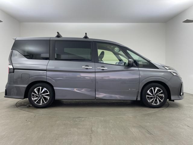 セレナ ハイウェイスターＶ　純正ナビ　ＴＶ　ＥＴＣ　全方位カメラ　両側パワースライドドア　プロパイロット　エマージェンシーブレーキ　レーダークルーズコントロール　レーンキープアシスト　ブラインドスポットモニター　前後ドラレコ（6枚目）