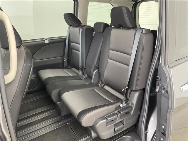 セレナ ハイウェイスターＶ　純正ナビ　ＴＶ　ＥＴＣ　全方位カメラ　両側パワースライドドア　プロパイロット　エマージェンシーブレーキ　レーダークルーズコントロール　レーンキープアシスト　ブラインドスポットモニター　前後ドラレコ（14枚目）