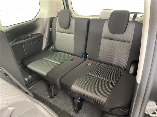 セレナ ハイウェイスターＶ　純正ナビ　ＴＶ　ＥＴＣ　全方位カメラ　両側パワースライドドア　プロパイロット　エマージェンシーブレーキ　レーダークルーズコントロール　レーンキープアシスト　ブラインドスポットモニター　前後ドラレコ（15枚目）