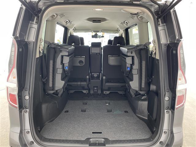 セレナ ハイウェイスターＶ　純正ナビ　ＴＶ　ＥＴＣ　全方位カメラ　両側パワースライドドア　プロパイロット　エマージェンシーブレーキ　レーダークルーズコントロール　レーンキープアシスト　ブラインドスポットモニター　前後ドラレコ（18枚目）