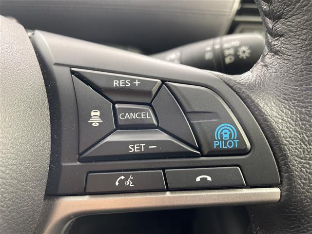 セレナ ハイウェイスターＶ　純正ナビ　ＴＶ　ＥＴＣ　全方位カメラ　両側パワースライドドア　プロパイロット　エマージェンシーブレーキ　レーダークルーズコントロール　レーンキープアシスト　ブラインドスポットモニター　前後ドラレコ（23枚目）