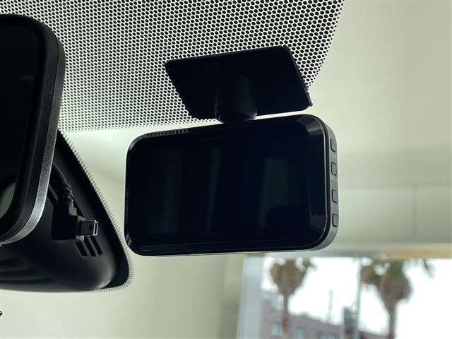 セレナ ハイウェイスターＶ　純正ナビ　ＴＶ　ＥＴＣ　全方位カメラ　両側パワースライドドア　プロパイロット　エマージェンシーブレーキ　レーダークルーズコントロール　レーンキープアシスト　ブラインドスポットモニター　前後ドラレコ（31枚目）