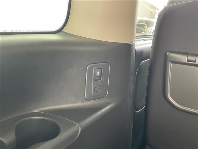 セレナ ハイウェイスターＶ　純正ナビ　ＴＶ　ＥＴＣ　全方位カメラ　両側パワースライドドア　プロパイロット　エマージェンシーブレーキ　レーダークルーズコントロール　レーンキープアシスト　ブラインドスポットモニター　前後ドラレコ（35枚目）