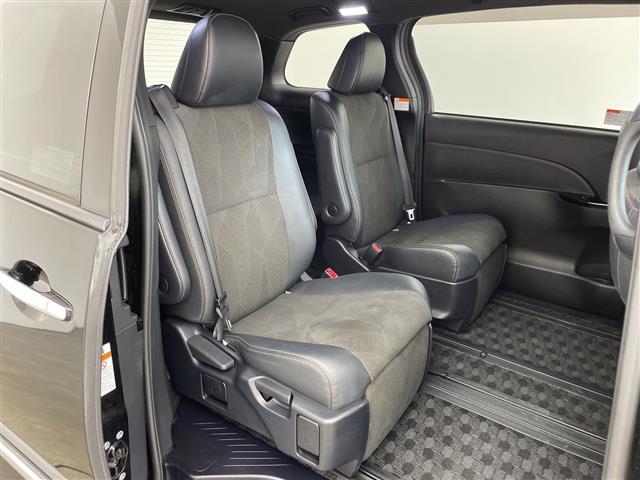 ������тm���C�P���̃K���o�[�����炱���ł��鍂������I���Q�O�Q�O�N�P���@�i���j���{�\����������������ׁi�������ÎԔ���s��̑�蔃����Ǝ҂�ΏۂƂ����u���Î����Ԕ���䐔�m���D�P�����v���j