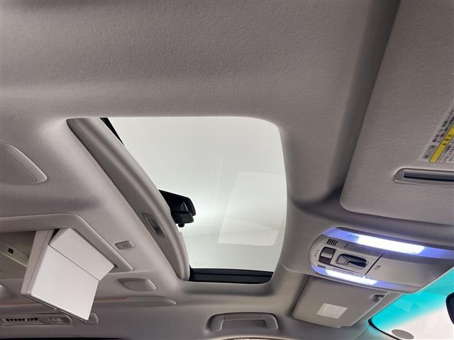 ヴェルファイア 2.4Z Gエディション ・Wサンルーフ・純正ナビ・純正フリップダウンモニター・全方位カメラ・社外ドライブレコーダー・シアターサウンドシステム・両側パワースライドドア・パワーバックドア・クルーズコントロール・社外18インチAW(30枚目)