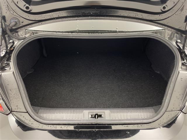 ＧＲ８６ ＲＺ　・６速ＭＴ・純正ナビ・後側方警戒支援システム・前席シートヒーター・クルーズコントロール・ステアリング連動ヘッドランプ・純正ドライブレコーダー・純正１８インチアルミ・ハーフレザー・ＬＥＤ・リアフォグ（14枚目）