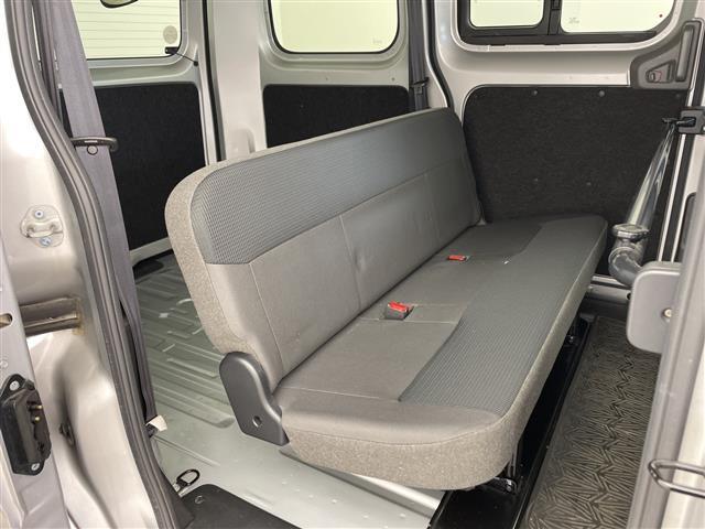 ＮＶ２００バネットバン ＶＸ　純正ナビ　ＣＤ　ＴＶ　ＳＤ　Ｂｌｕｅｔｏｏｔｈ　ＥＴＣ　リモコンキー　スペアキー　両側パワスラ　社外ドラレコ　純正フロアマット　Ｗエアバッグ（11枚目）