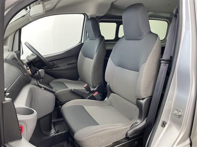 ＮＶ２００バネットバン ＶＸ　純正ナビ　ＣＤ　ＴＶ　ＳＤ　Ｂｌｕｅｔｏｏｔｈ　ＥＴＣ　リモコンキー　スペアキー　両側パワスラ　社外ドラレコ　純正フロアマット　Ｗエアバッグ（13枚目）