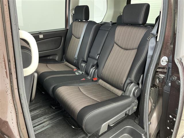 セレナ ハイウェイスター　Ｖセレ＋セーフティ　ＳＨＶ　Ａセフ　純正８型ナビ・ＥＴＣ・レーダー探知機・クルーズコントロール・ＬＥＤオートライト・フォグランプ・衝突軽減ブレーキ・車線逸脱警報・全方位カメラ・両側電動スライドドア・純正１６インチアルミ・純正フロアマット（18枚目）