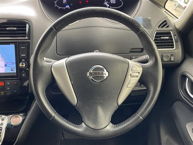 セレナ ハイウェイスター　Ｖセレ＋セーフティ　ＳＨＶ　Ａセフ　純正８型ナビ・ＥＴＣ・レーダー探知機・クルーズコントロール・ＬＥＤオートライト・フォグランプ・衝突軽減ブレーキ・車線逸脱警報・全方位カメラ・両側電動スライドドア・純正１６インチアルミ・純正フロアマット（22枚目）