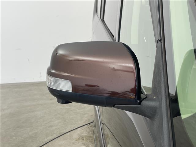 セレナ ハイウェイスター　Ｖセレ＋セーフティ　ＳＨＶ　Ａセフ　純正８型ナビ・ＥＴＣ・レーダー探知機・クルーズコントロール・ＬＥＤオートライト・フォグランプ・衝突軽減ブレーキ・車線逸脱警報・全方位カメラ・両側電動スライドドア・純正１６インチアルミ・純正フロアマット（41枚目）