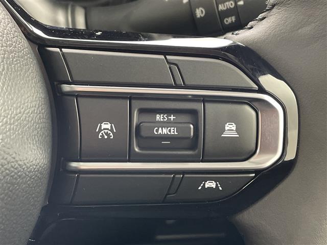 スペーシアカスタム ハイブリッドＸＳ　登録済未使用車　ナビ　ＴＶ　全方位カメラ　デュアルセンサーブレーキサポートＩＩ　車線逸脱抑制　レーダークルーズコントロール　ヘッドアップディスプレイ　両側パワースライドドア　シートヒーター　純正アルミ（22枚目）