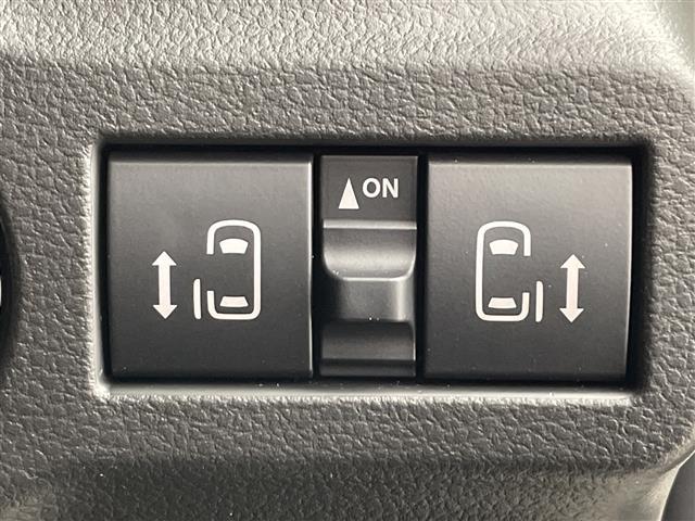 スペーシアカスタム ハイブリッドＸＳ　登録済未使用車　ナビ　ＴＶ　全方位カメラ　デュアルセンサーブレーキサポートＩＩ　車線逸脱抑制　レーダークルーズコントロール　ヘッドアップディスプレイ　両側パワースライドドア　シートヒーター　純正アルミ（29枚目）