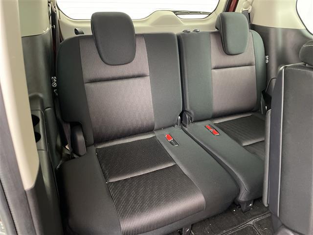 セレナ ハイウェイスター　プロパイロットエディション　ナビ　ＴＶ　バックカメラ　ＥＴＣ　両側パワースライドドア　プロパイロット　車線逸脱警報　車線逸脱防止支援　エマージェンシーブレーキ　クリアランスソナー　純正フロアマット　純正アルミホイール　ＬＥＤ（11枚目）