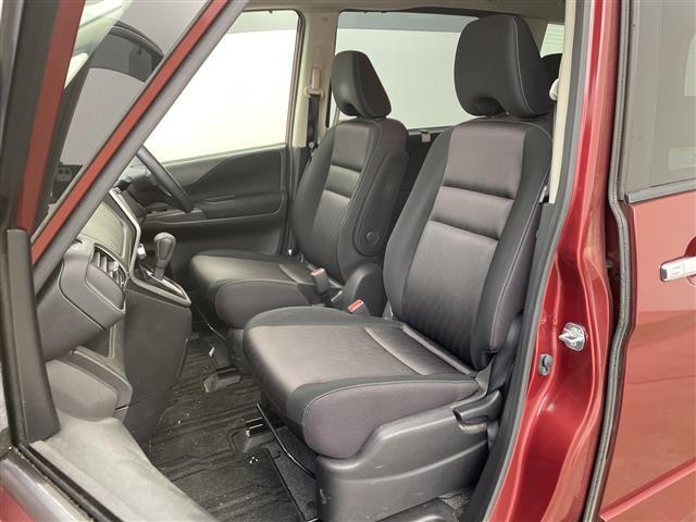 セレナ ハイウェイスター　プロパイロットエディション　ナビ　ＴＶ　バックカメラ　ＥＴＣ　両側パワースライドドア　プロパイロット　車線逸脱警報　車線逸脱防止支援　エマージェンシーブレーキ　クリアランスソナー　純正フロアマット　純正アルミホイール　ＬＥＤ（13枚目）