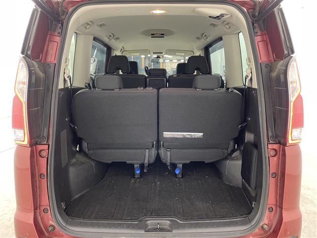 セレナ ハイウェイスター　プロパイロットエディション　ナビ　ＴＶ　バックカメラ　ＥＴＣ　両側パワースライドドア　プロパイロット　車線逸脱警報　車線逸脱防止支援　エマージェンシーブレーキ　クリアランスソナー　純正フロアマット　純正アルミホイール　ＬＥＤ（16枚目）