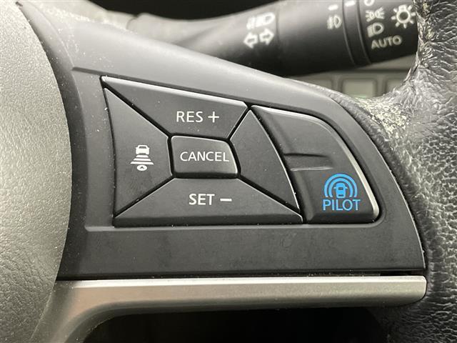 セレナ ハイウェイスター　プロパイロットエディション　ナビ　ＴＶ　バックカメラ　ＥＴＣ　両側パワースライドドア　プロパイロット　車線逸脱警報　車線逸脱防止支援　エマージェンシーブレーキ　クリアランスソナー　純正フロアマット　純正アルミホイール　ＬＥＤ（23枚目）