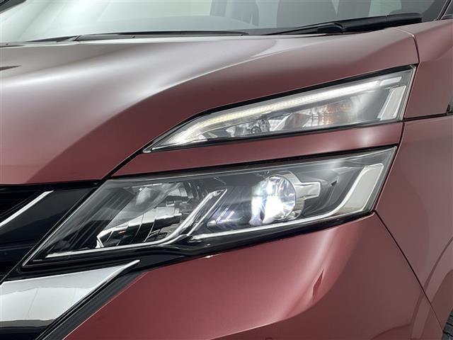 セレナ ハイウェイスター　プロパイロットエディション　ナビ　ＴＶ　バックカメラ　ＥＴＣ　両側パワースライドドア　プロパイロット　車線逸脱警報　車線逸脱防止支援　エマージェンシーブレーキ　クリアランスソナー　純正フロアマット　純正アルミホイール　ＬＥＤ（37枚目）