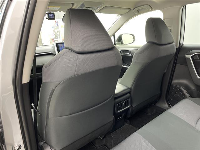 ＲＡＶ４ ハイブリッドＸ　社外９インチナビ　ＴＶ　バックカメラ　前後ドライブレコーダー　プリクラッシュセーフティ　レーントレーシングアシスト　ブラインドスポットモニター　クリアランスソナー　ＬＥＤヘッドライト　パワーシート（14枚目）