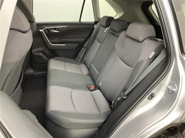 ＲＡＶ４ ハイブリッドＸ　社外９インチナビ　ＴＶ　バックカメラ　前後ドライブレコーダー　プリクラッシュセーフティ　レーントレーシングアシスト　ブラインドスポットモニター　クリアランスソナー　ＬＥＤヘッドライト　パワーシート（15枚目）