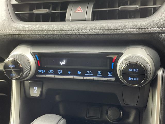 ＲＡＶ４ ハイブリッドＸ　社外９インチナビ　ＴＶ　バックカメラ　前後ドライブレコーダー　プリクラッシュセーフティ　レーントレーシングアシスト　ブラインドスポットモニター　クリアランスソナー　ＬＥＤヘッドライト　パワーシート（27枚目）