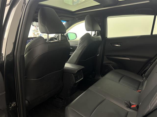 ハリアーハイブリッド Ｚ　レザーパッケージ　純正ナビ　ＴＶ　ＪＢＬサウンド　全方位カメラ　調光パノラマルーフ　レザーシート　シートヒーター　ベンチレーション　プリクラッシュセーフティ　レーントレーシングアシスト　レーントレーシングアシスト（12枚目）