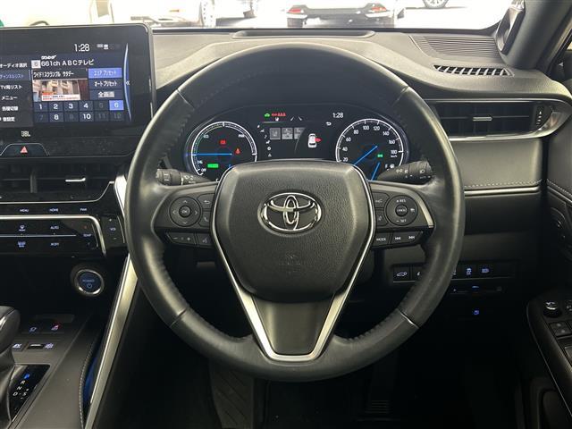 ハリアーハイブリッド Ｚ　レザーパッケージ　純正ナビ　ＴＶ　ＪＢＬサウンド　全方位カメラ　調光パノラマルーフ　レザーシート　シートヒーター　ベンチレーション　プリクラッシュセーフティ　レーントレーシングアシスト　レーントレーシングアシスト（18枚目）