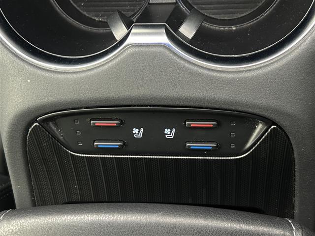 ハリアーハイブリッド Ｚ　レザーパッケージ　純正ナビ　ＴＶ　ＪＢＬサウンド　全方位カメラ　調光パノラマルーフ　レザーシート　シートヒーター　ベンチレーション　プリクラッシュセーフティ　レーントレーシングアシスト　レーントレーシングアシスト（34枚目）