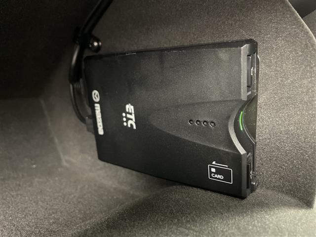 ＣＸ－５ ＸＤ　スポーツアピアランス　純正１０．２５インチディスプレイ　全方位カメラ　ＢＯＳＥサウンド　スマートブレーキサポート　スマートシティーブレーキサポート　革シート　パワーシート　純正１９インチアルミホイール　ＬＥＤヘッドライト（31枚目）