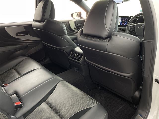 �K���X�R�[�e�B���O�A�i�r�Q�[�V�����A�d�s�b�ȂǁA���̑��̃p�[�c�̎��t�������ς���̂����k�������Ă���܂��I�I�N���}�̂��Ɖ��ł����C�����������I