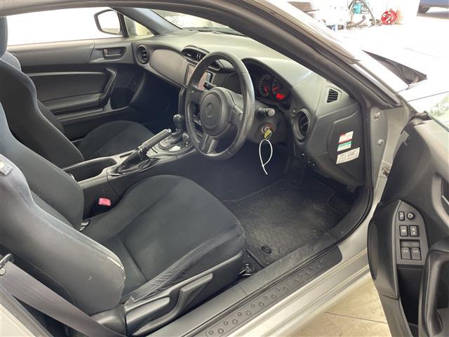 �K���X�R�[�e�B���O�A�i�r�Q�[�V�����A�d�s�b�ȂǁA���̑��̃p�[�c�̎��t�������ς���̂����k�������Ă���܂��I�I�N���}�̂��Ɖ��ł����C�����������I