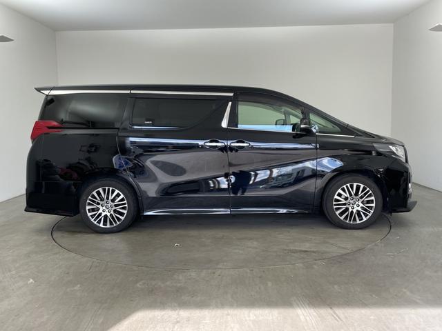 アルファード ２．５Ｓ　Ｃパッケージ　純正１０インチナビ・バックカメラ・ビルトインＥＴＣ・純正ドライブレコーダー・両側パワースライドドア・パワーバックドア・クルーズコントロール・ハーフレザー・パワーシート・ステアリングヒーター（7枚目）