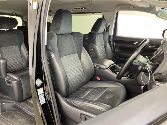 アルファード ２．５Ｓ　Ｃパッケージ　純正１０インチナビ・バックカメラ・ビルトインＥＴＣ・純正ドライブレコーダー・両側パワースライドドア・パワーバックドア・クルーズコントロール・ハーフレザー・パワーシート・ステアリングヒーター（9枚目）