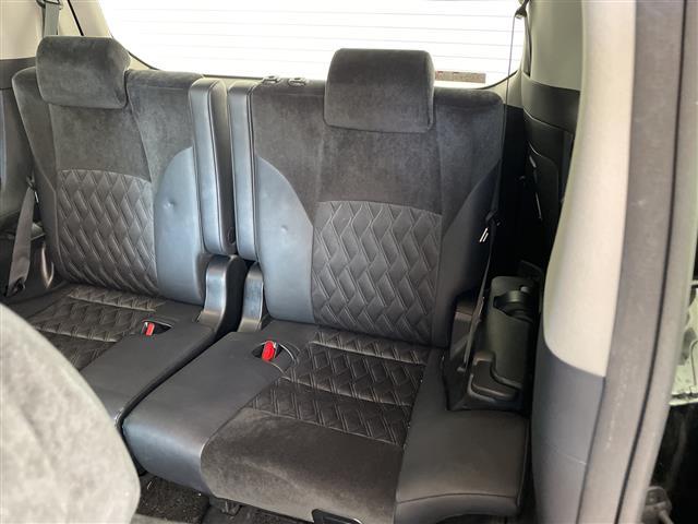 アルファード ２．５Ｓ　Ｃパッケージ　純正１０インチナビ・バックカメラ・ビルトインＥＴＣ・純正ドライブレコーダー・両側パワースライドドア・パワーバックドア・クルーズコントロール・ハーフレザー・パワーシート・ステアリングヒーター（17枚目）