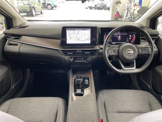 オーラ Ｇ　純正ナビ　全方位カメラ　プロパイロット　エマージェンシーブレーキ　車線逸脱警報　ＢＯＳＥプレミアムサウンド　レーダクルコン　デジタルインナーミラー　純正１７インチアルミホイール　ＬＥＤヘッドライト（42枚目）