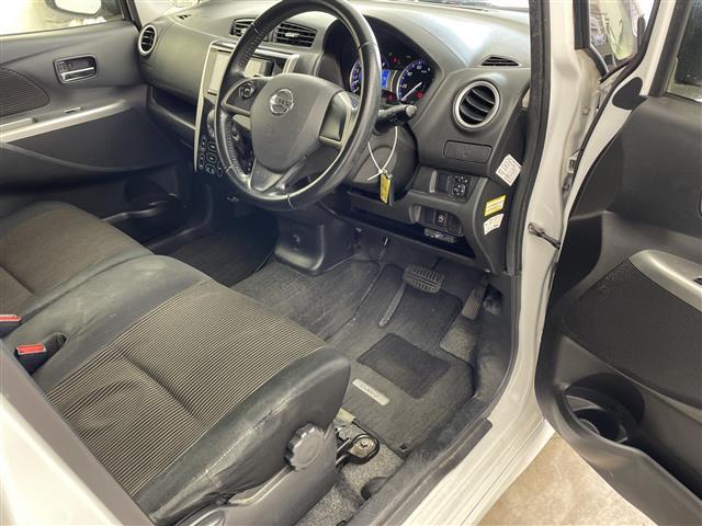 デイズ ハイウェイスター G 社外ナビ 全方位カメラ オートライト フォグランプ 純正15インチアルミホイール 純正フロアマット 防眩ミラー 電動格納ミラー ウインカーミラー ステアリングスイッチ ドアバイザー ETC(8枚目)