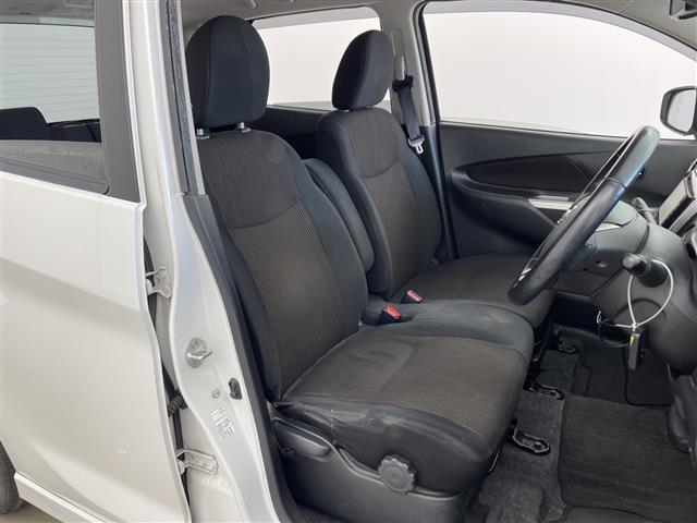 デイズ ハイウェイスター G 社外ナビ 全方位カメラ オートライト フォグランプ 純正15インチアルミホイール 純正フロアマット 防眩ミラー 電動格納ミラー ウインカーミラー ステアリングスイッチ ドアバイザー ETC(9枚目)