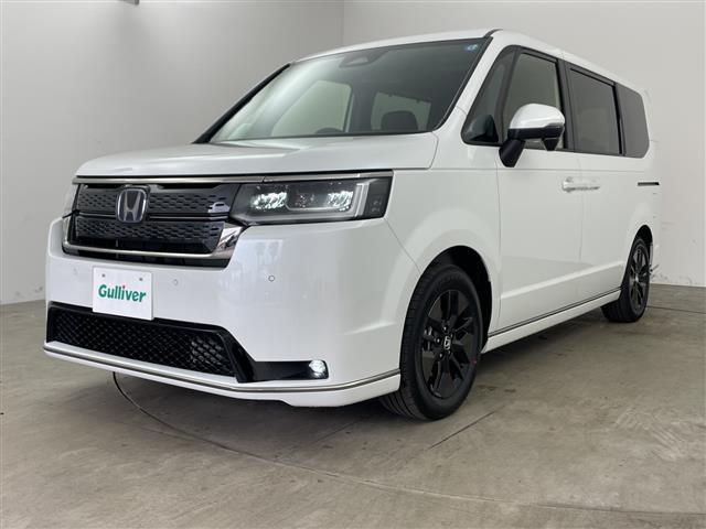 ステップワゴン ｅ：ＨＥＶスパーダ　・登録済未使用車・衝突軽減ブレーキ・アダプティブクルーズコントロール・レーンキープアシスト・オートハイビーム・純正１１．４型ナビ・純正１５．６インチ後席モニター・両側パワスラ・パワーバックドア・ＢＳＭ（2枚目）