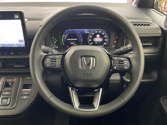 ステップワゴン ｅ：ＨＥＶスパーダ　・登録済未使用車・衝突軽減ブレーキ・アダプティブクルーズコントロール・レーンキープアシスト・オートハイビーム・純正１１．４型ナビ・純正１５．６インチ後席モニター・両側パワスラ・パワーバックドア・ＢＳＭ（22枚目）